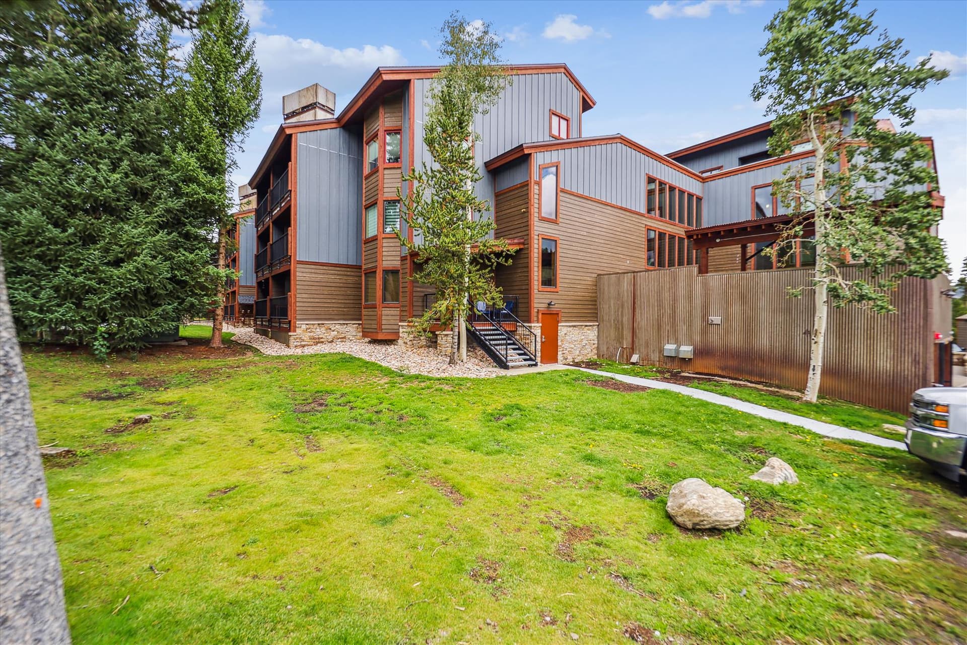 Exterior, Atrium 003, Breckenridge Vacation Rental