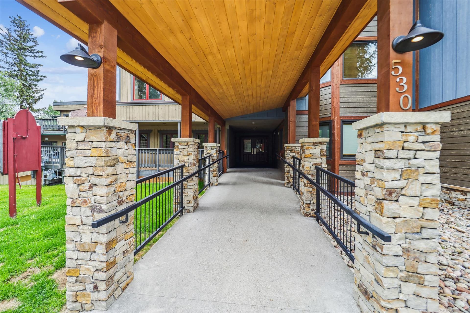 Exterior, Atrium 003, Breckenridge Vacation Rental
