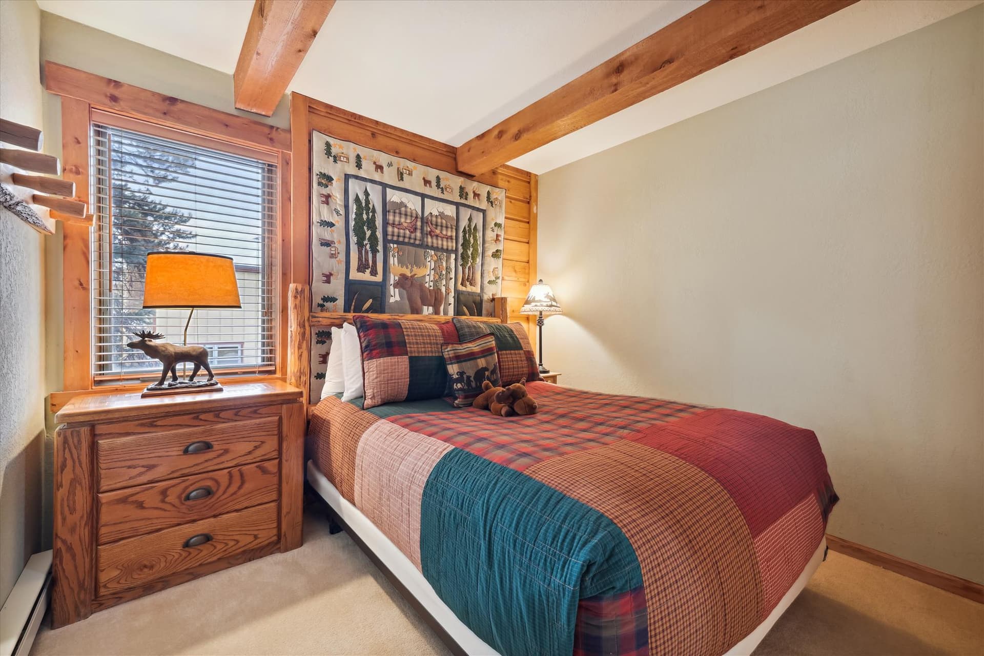 Bedroom - Double Eagle B12 - Breckenridge Vacation Rental