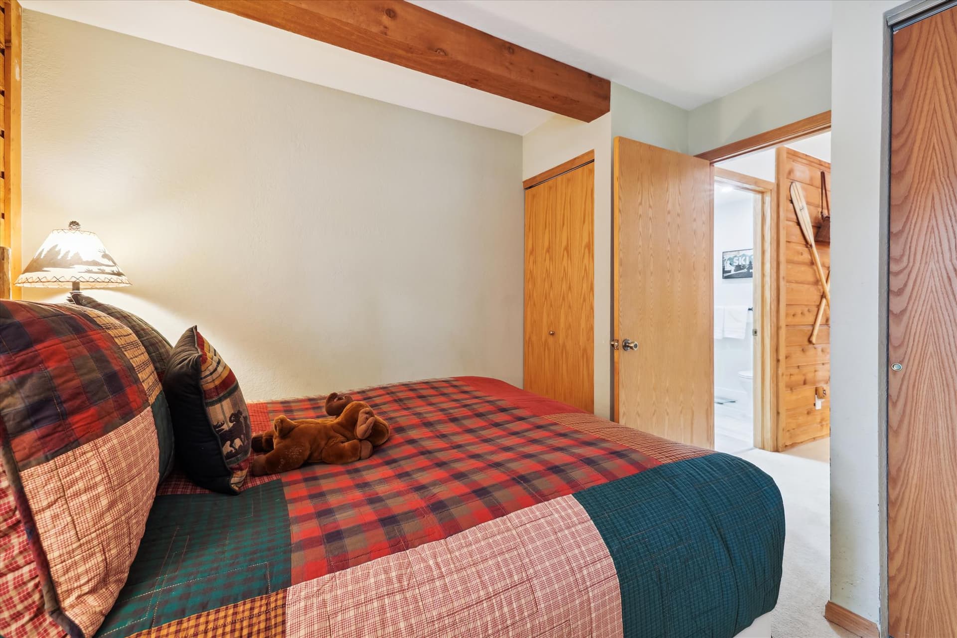 Bedroom - Double Eagle B12 - Breckenridge Vacation Rental