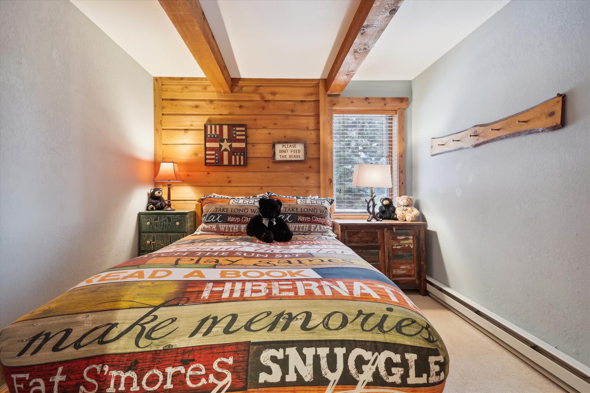 Bedroom - Double Eagle B12 - Breckenridge Vacation Rental