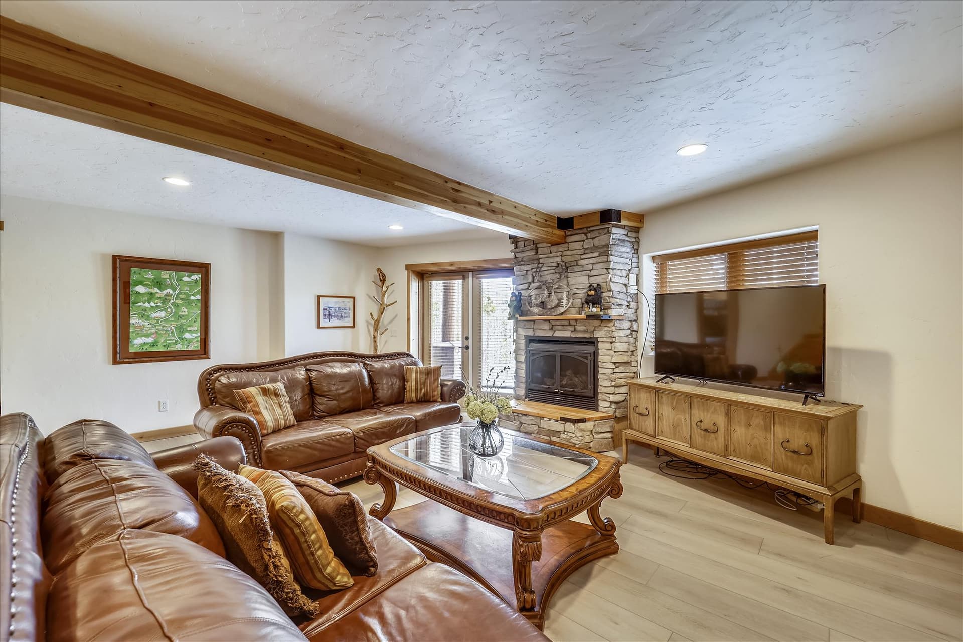 Living Area - Highfield Trail - Breckenridge Vacation Rental