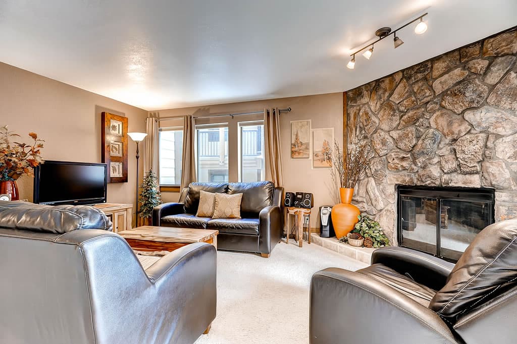 Living Area - Park Place 101C - Breckenridge Vacation Rental