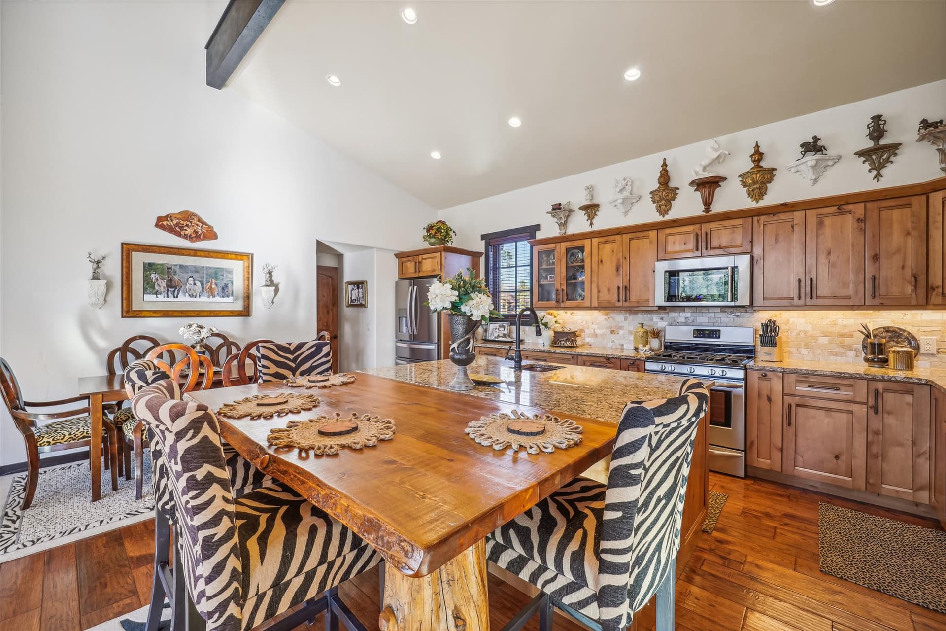 Dining Area - Silver Circle Lodge - Breckenridge Vacation Rental