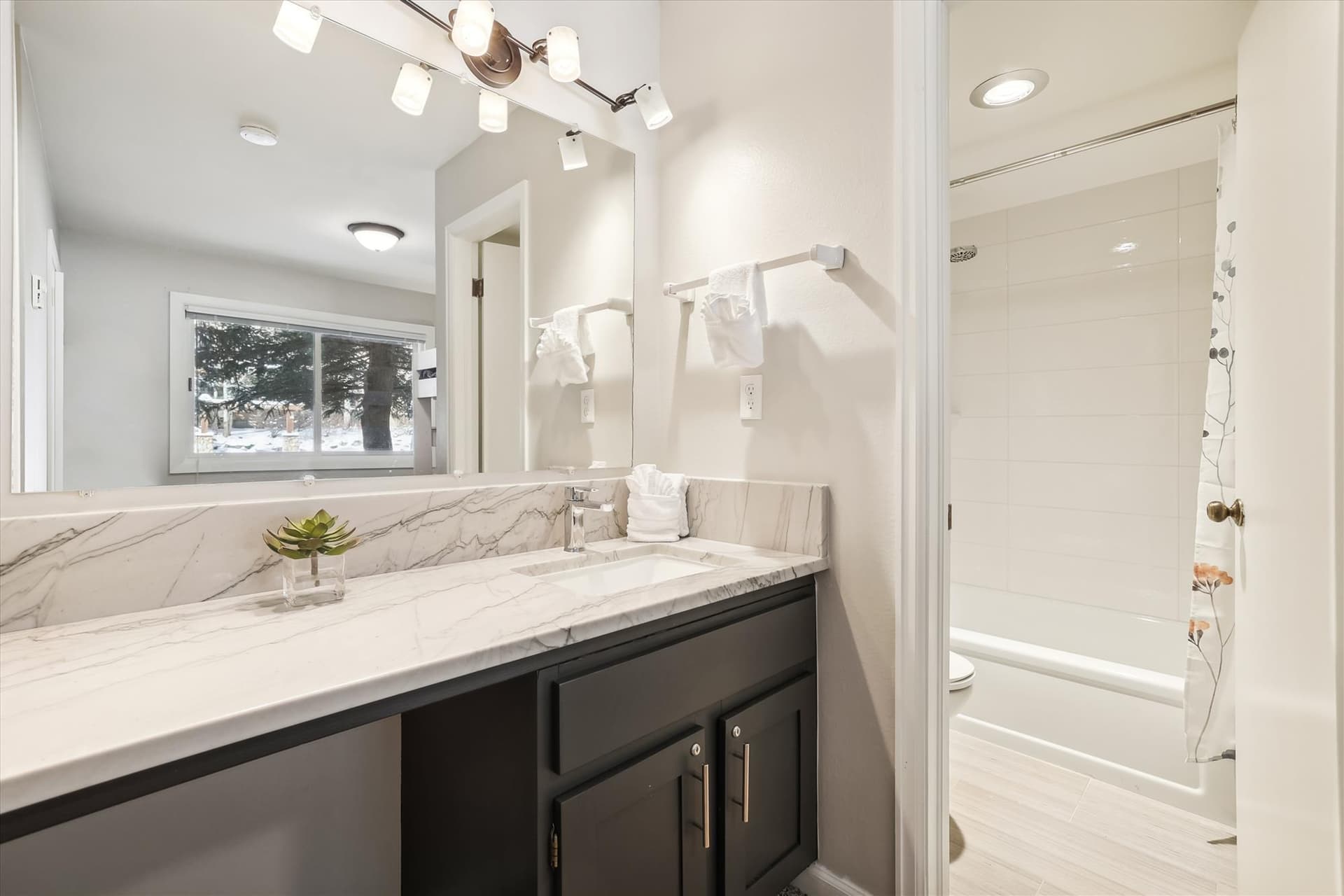 Bathroom, Snowdance 102A, Breckenridge Vacation Rental