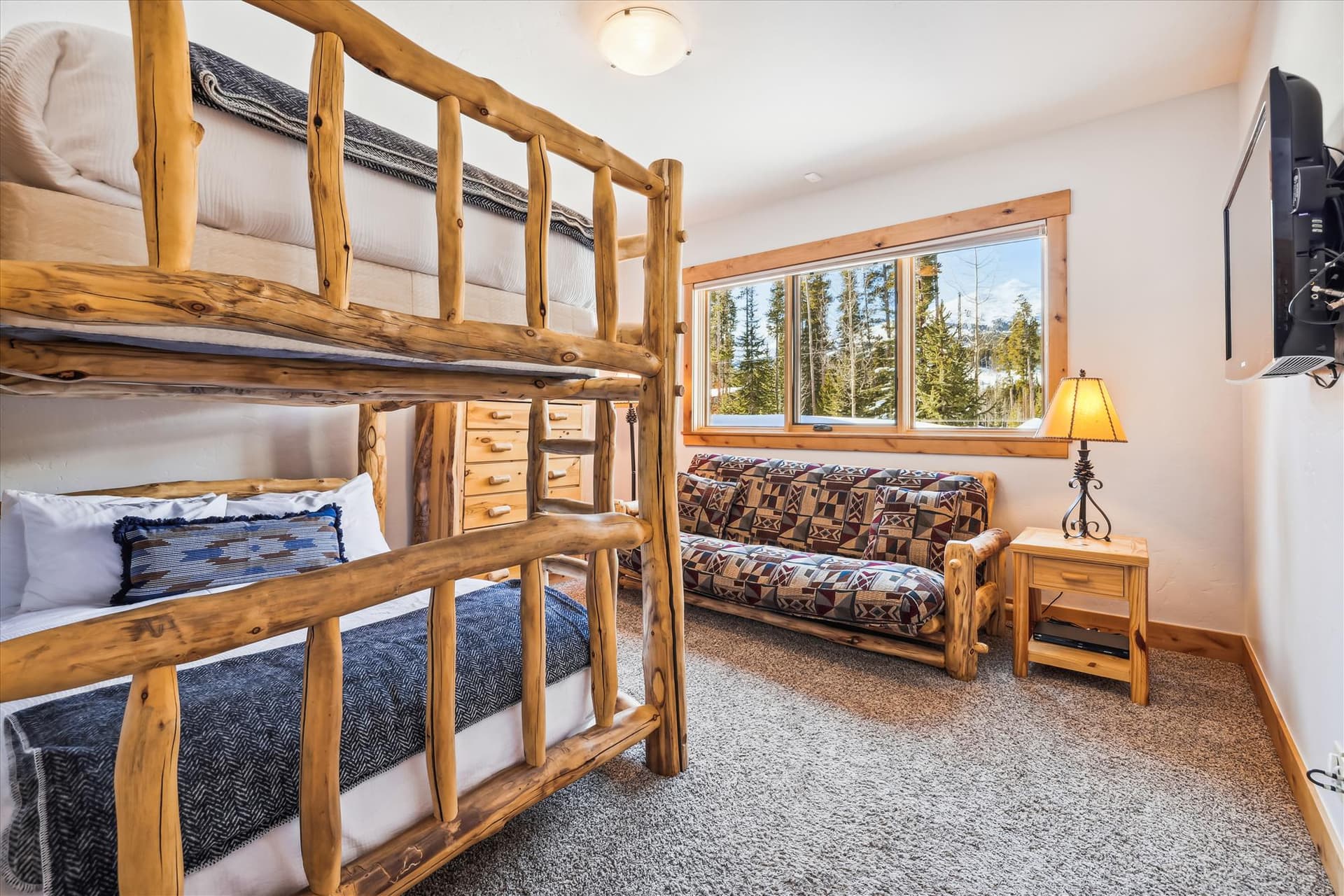 Bedroom - Lone Hand Lodge - Breckenridge Vacation Rental