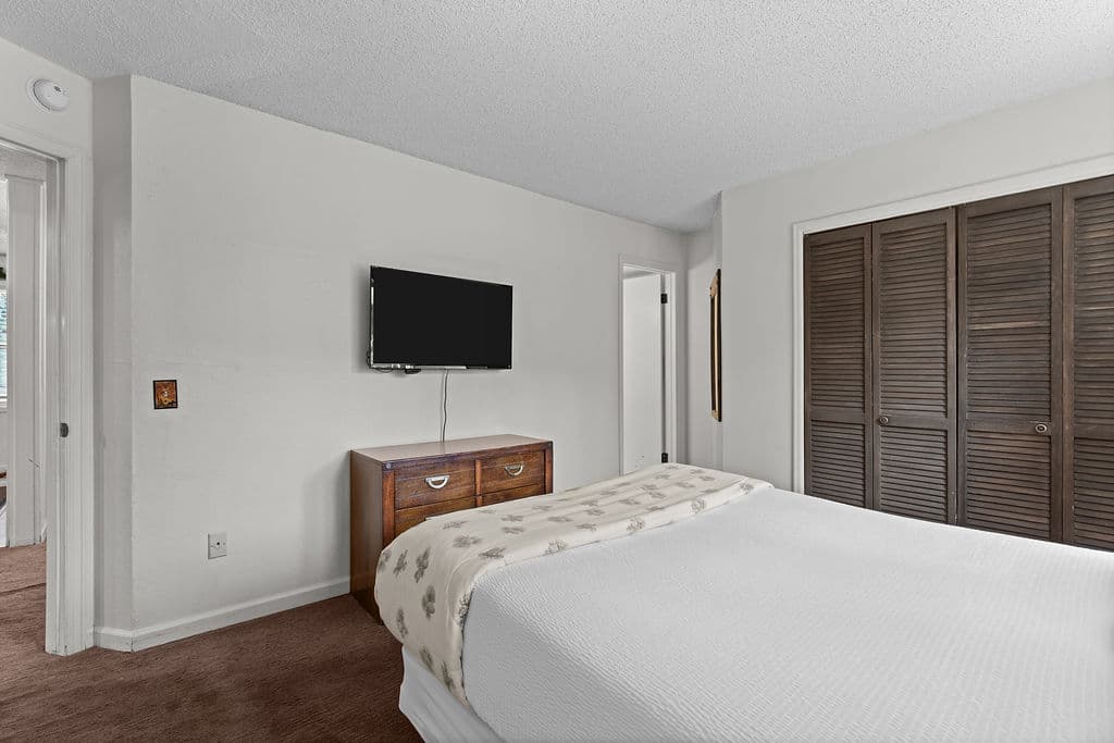 Bedroom - Powder Ridge 108 - Breckenridge Vacation Rental