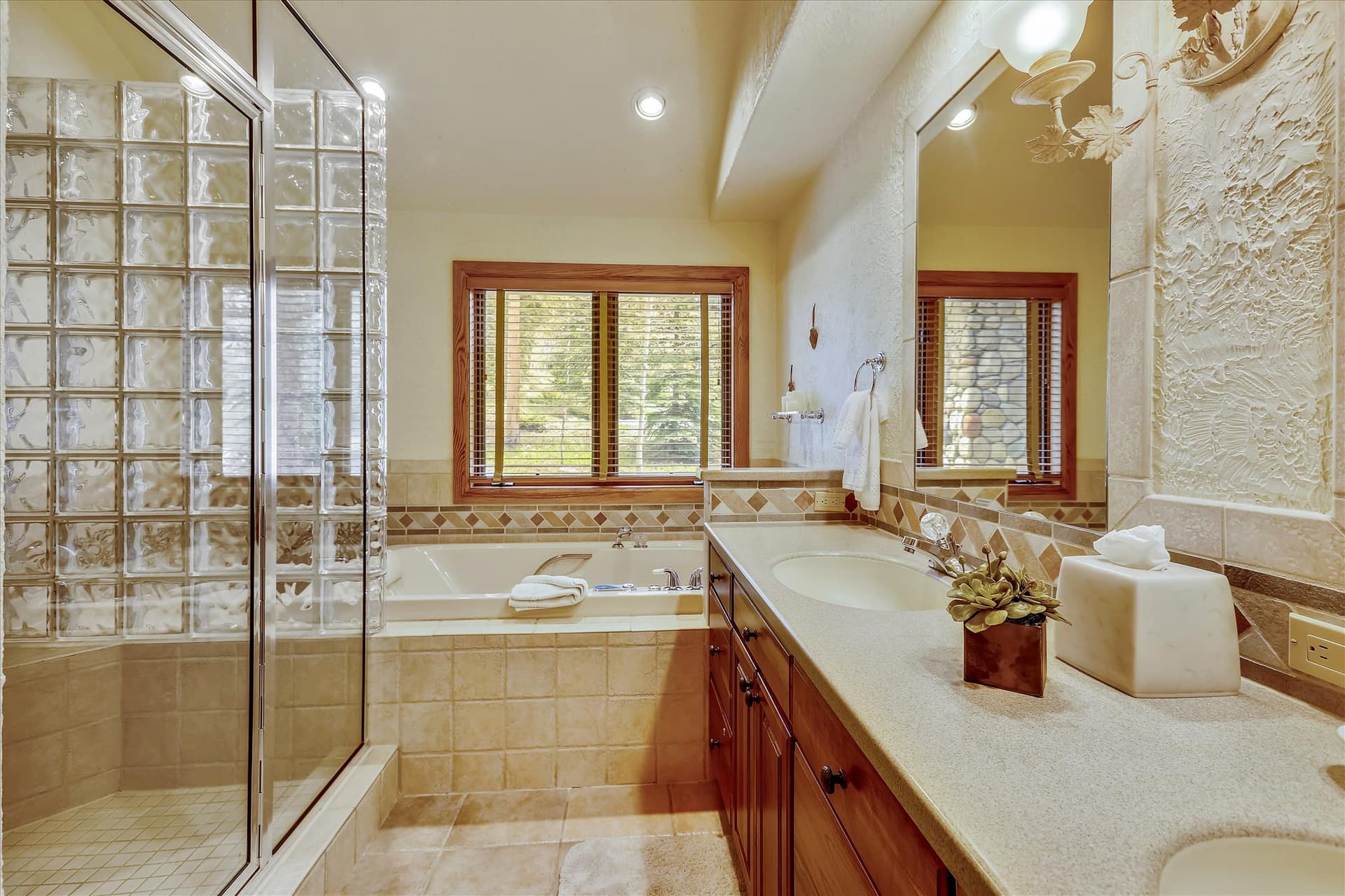 Bathroom - Evergreen Lodge - Breckenridge Vacation Rental
