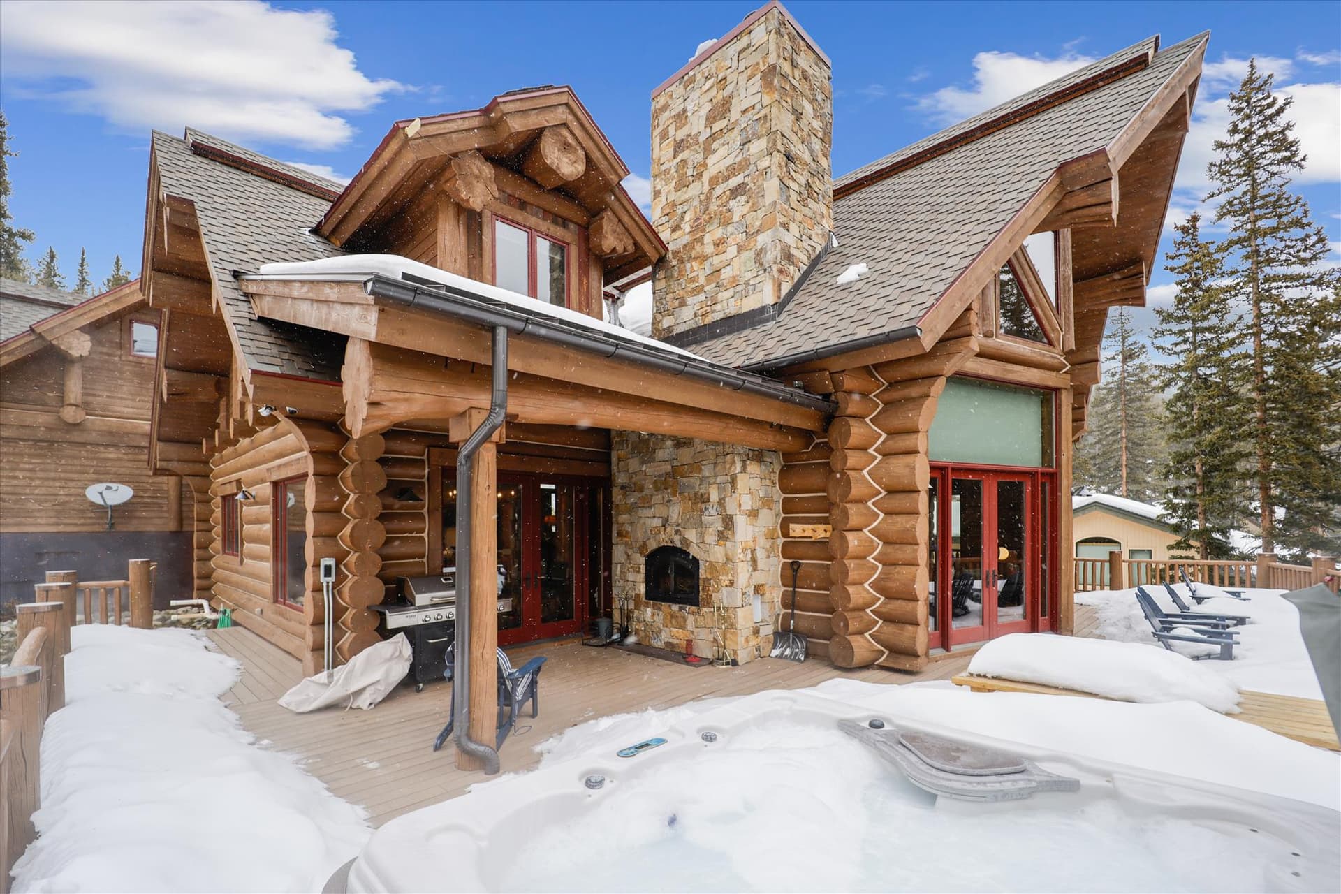 Exterior - Goldenview Lodge - Breckenridge Vacation Rental