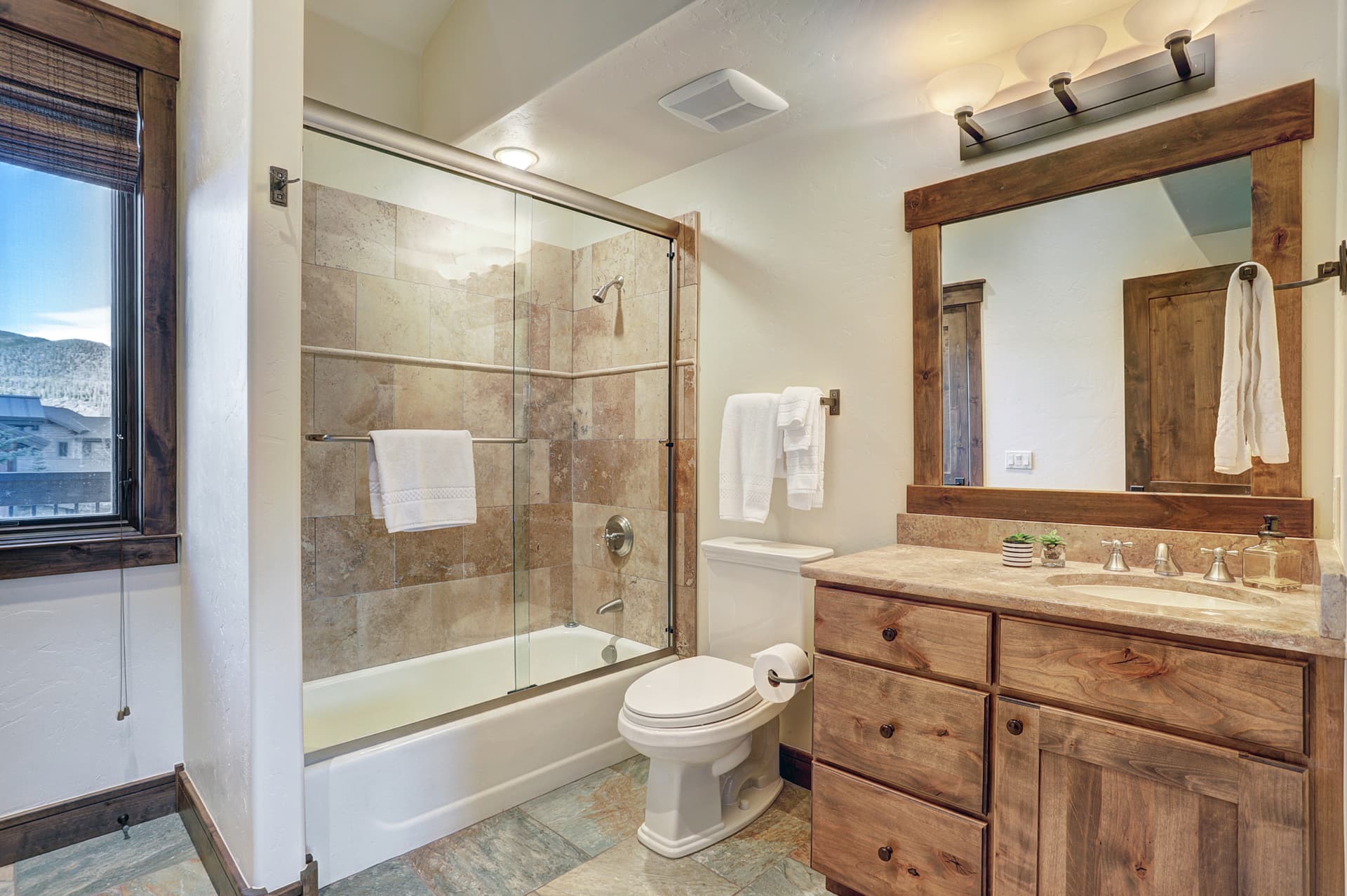 Bathroom - Lone Star Lodge - Breckenridge Vacation Rental