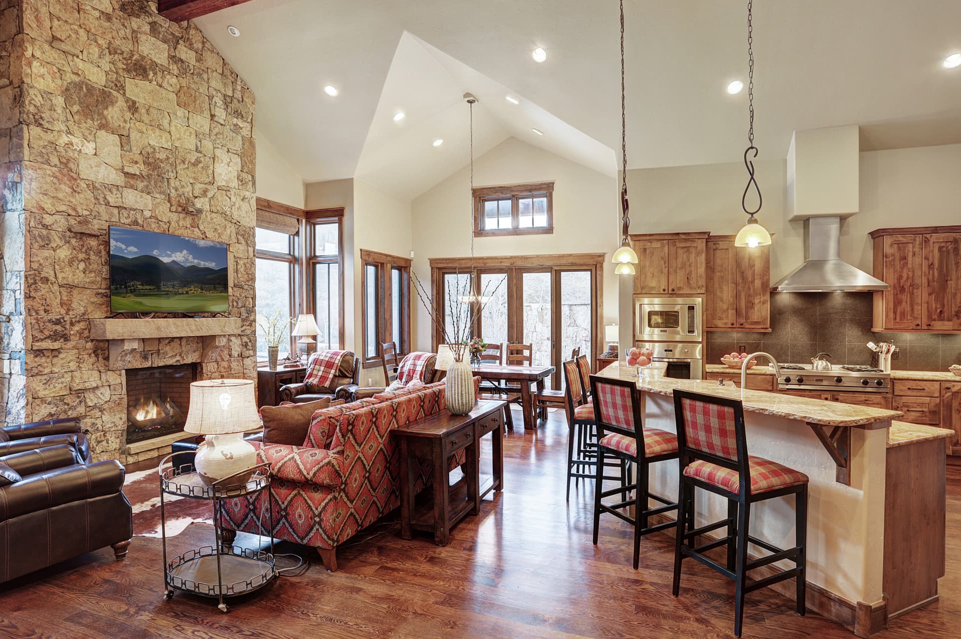 Living Area - Lone Star Lodge - Breckenridge Vacation Rental