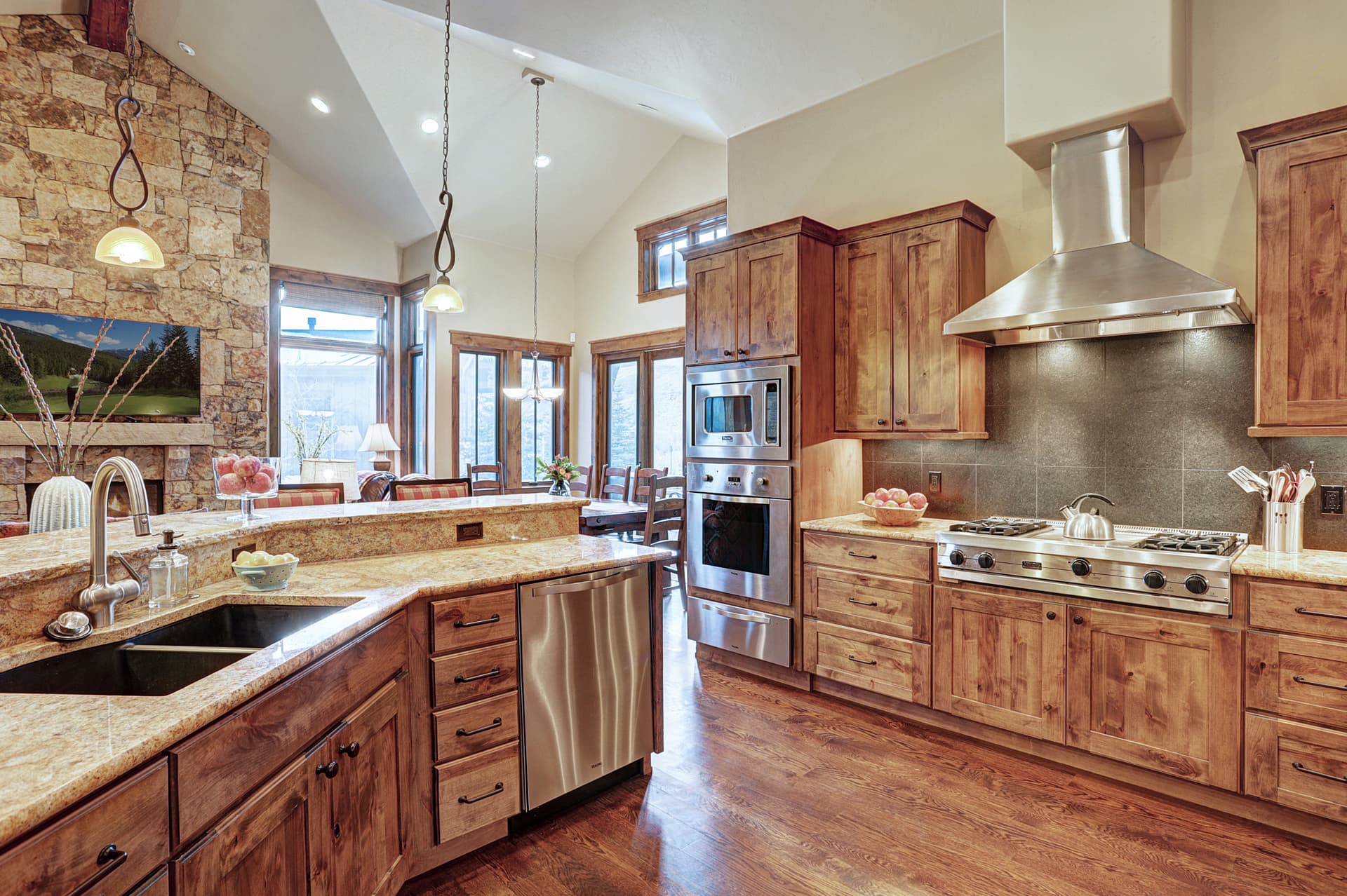 Kitchen - Lone Star Lodge - Breckenridge Vacation Rental