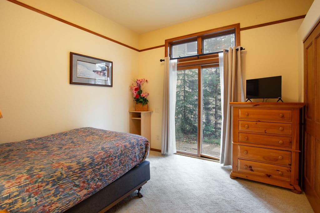 Bedroom - Streamside Lane - Frisco Vacation Rental