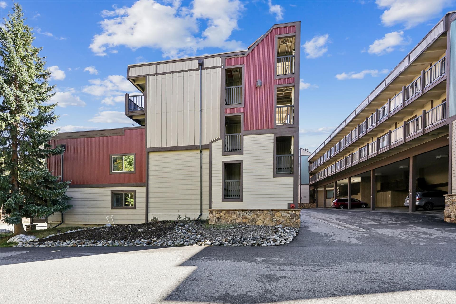Exterior - Ski & Racquet A-G1 - Breckenridge Vacation Rental