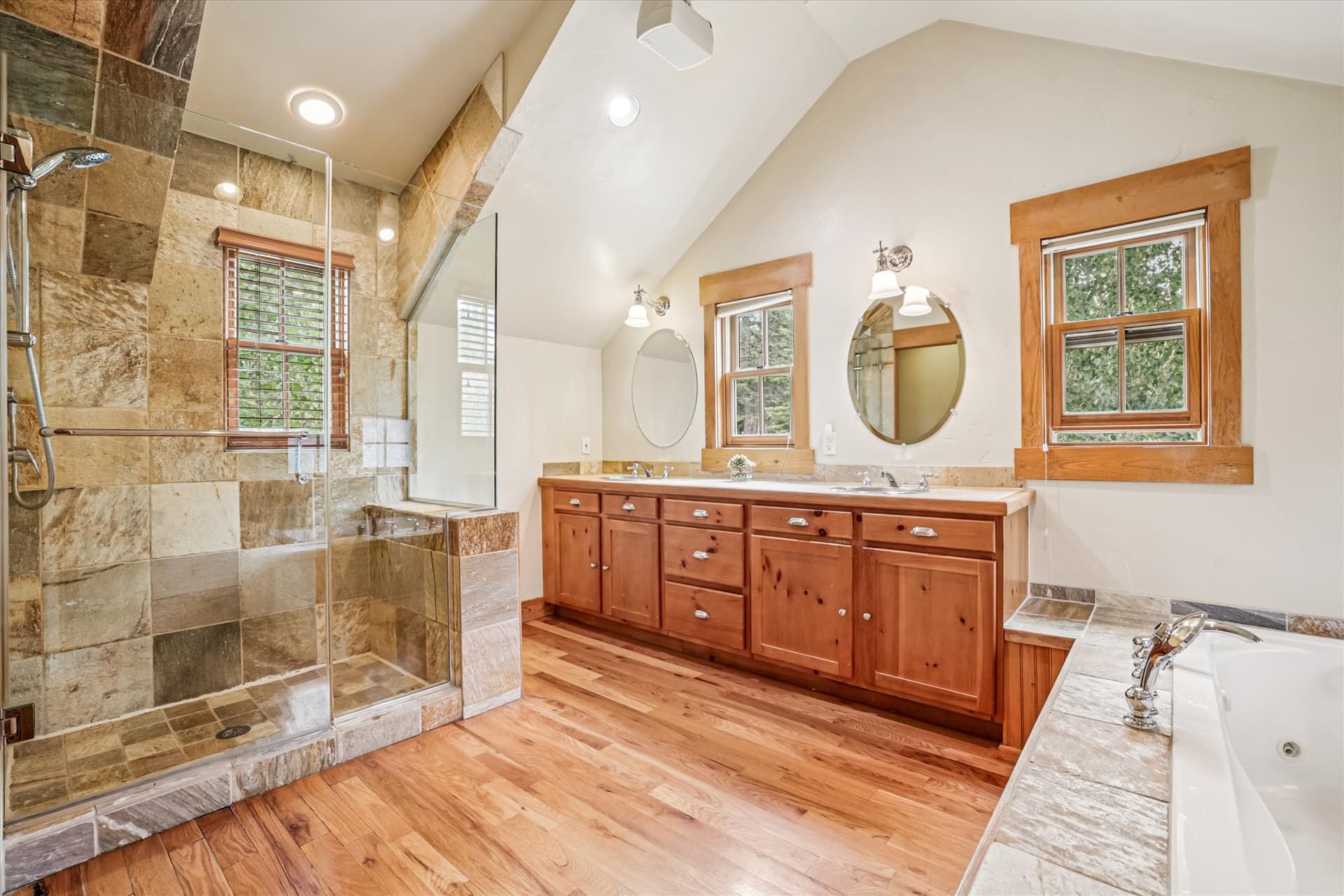 Bathroom - Little Bear Lodge - Breckenridge Vacation Rental