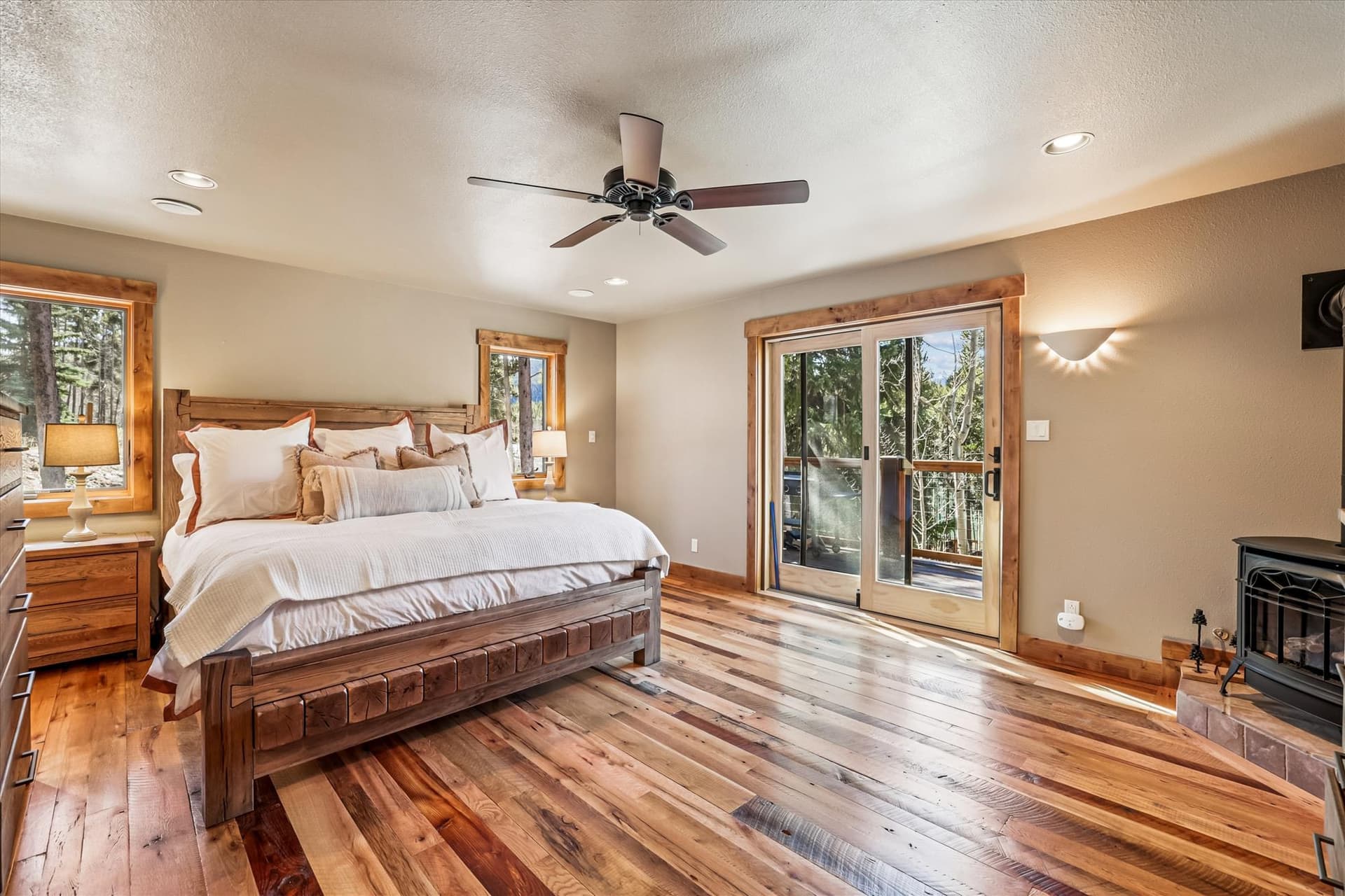 Bedroom - Mountain Serenity Retreat - Blue River Vacation Rental