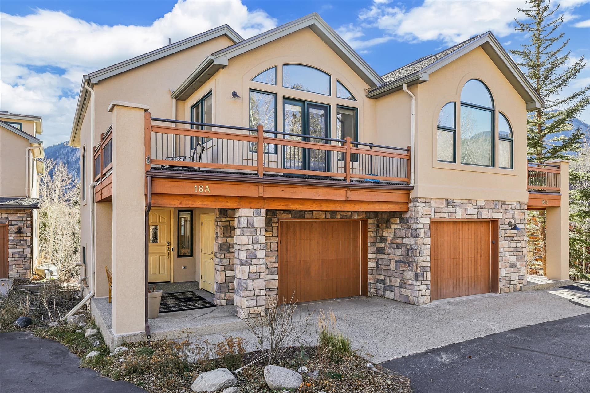 Exterior - Mount Royal Lookout - Frisco Vacation Rental