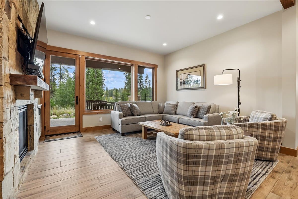 Living Area - Alpine Exhale - Breckenridge Vacation Rental