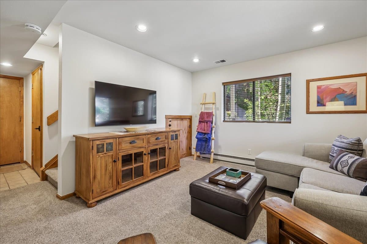 Living Area - Powder and Pines - Breckenridge 30+ Night Rental