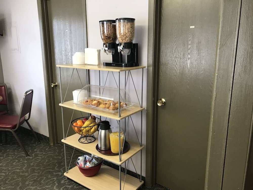 Snack bar