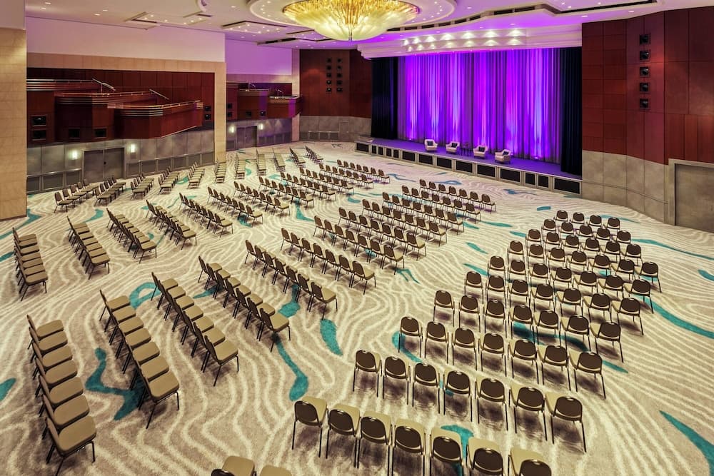 Meeting facility