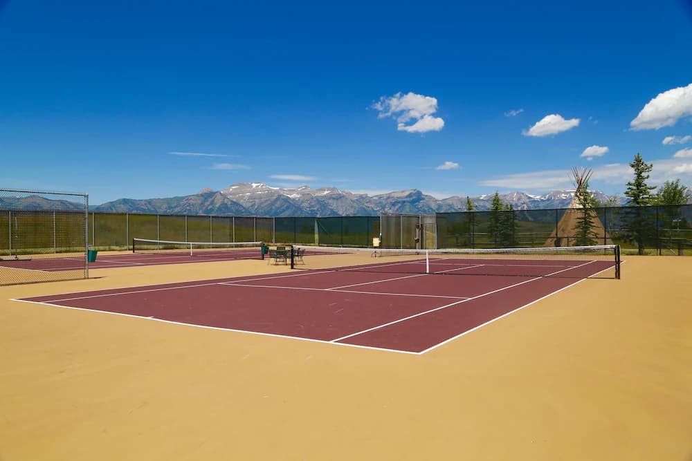 Tennis court