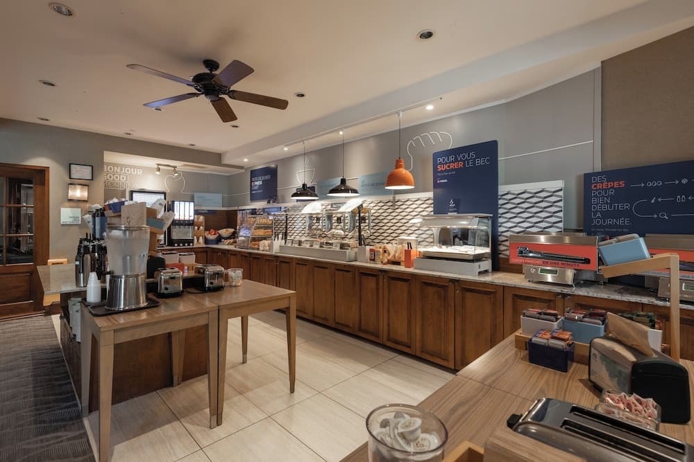 Breakfast meal