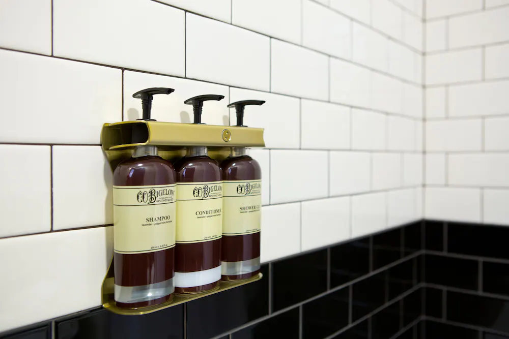 Bathroom amenities