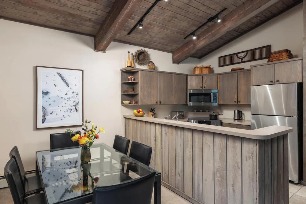In-room dining