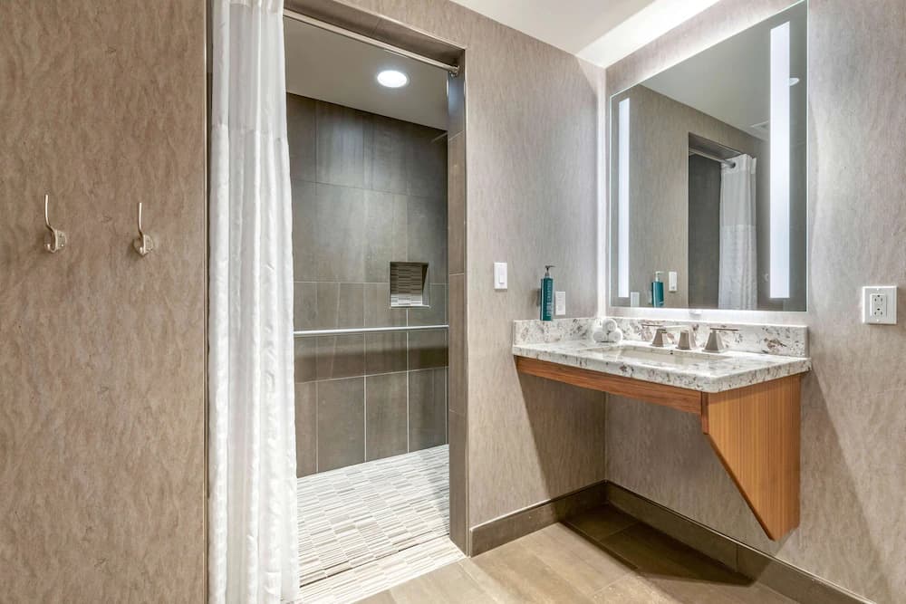 Bathroom shower