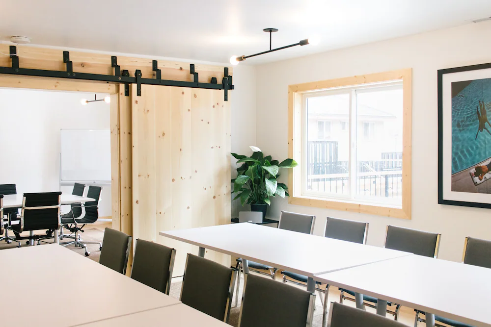 Meeting facility