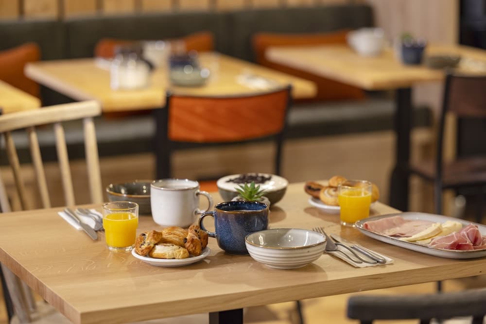 Breakfast meal