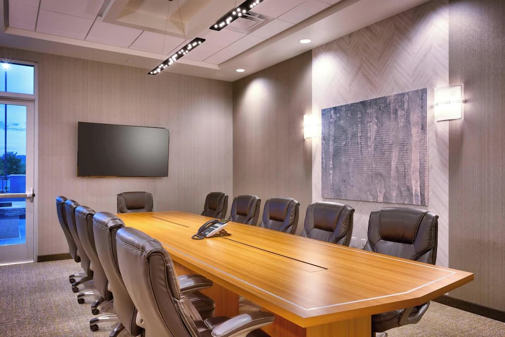 Meeting facility