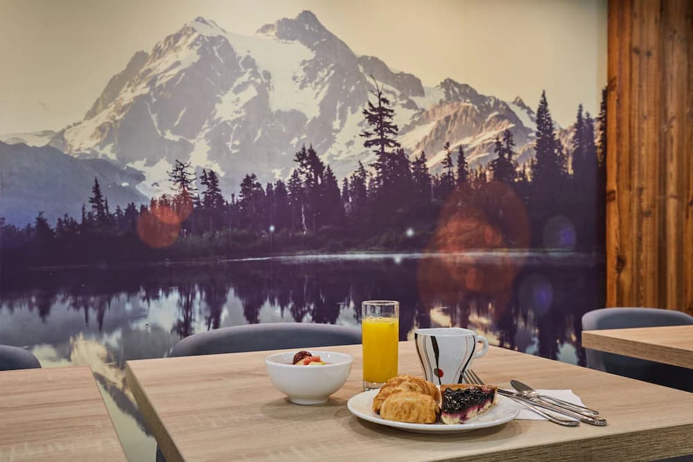 Breakfast buffet