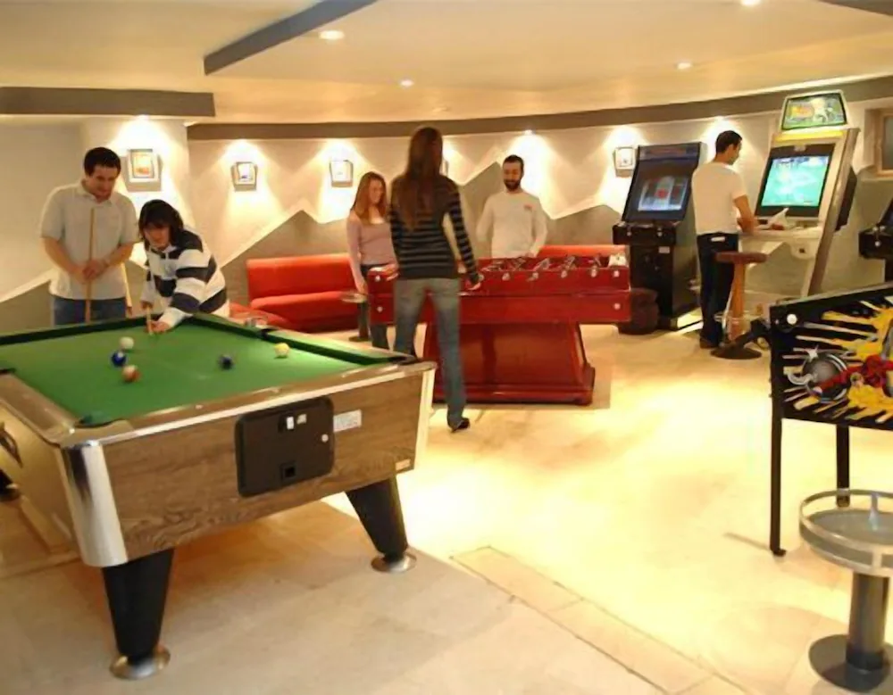 Game room