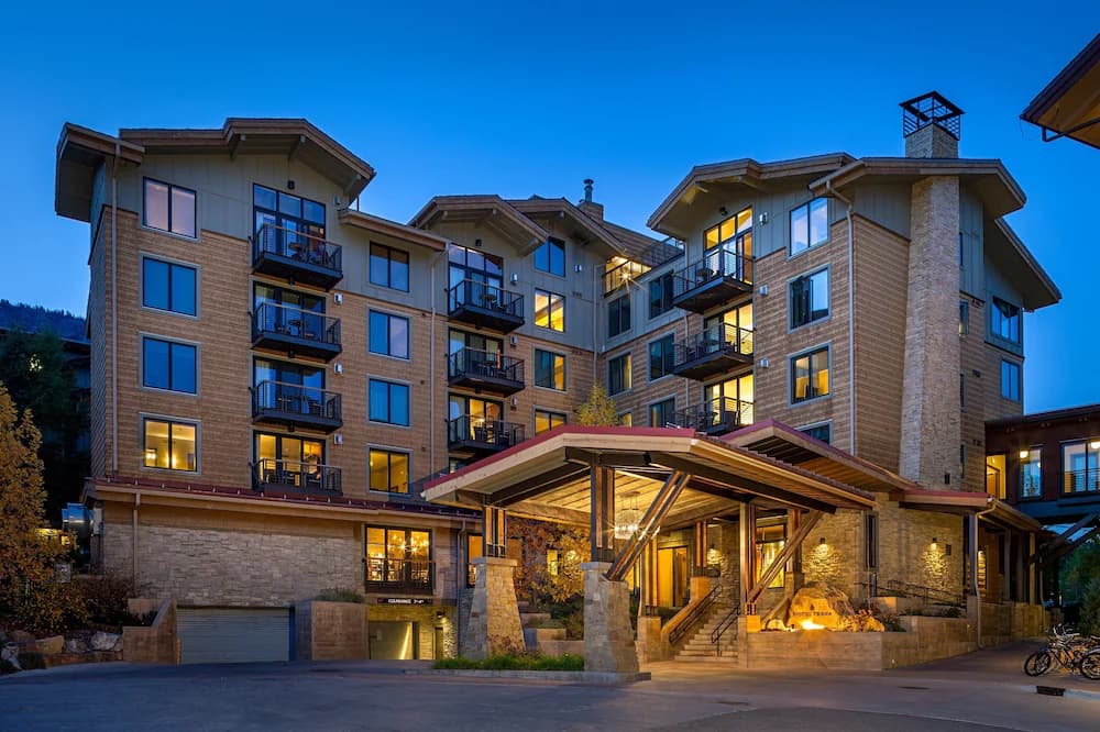 Front of property - evening/night