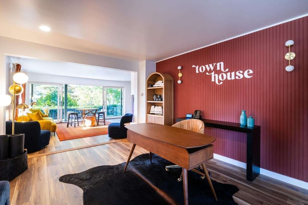 Primary image