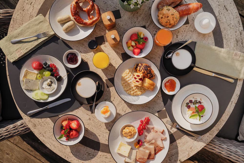 Breakfast meal