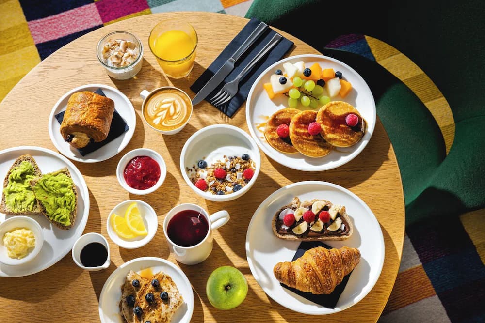 Breakfast buffet