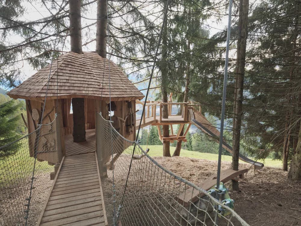 Children's play area - outdoor