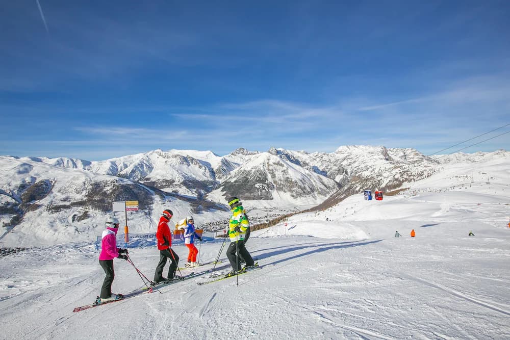 Snow and ski sports