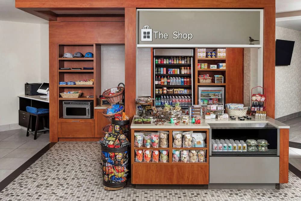 Snack bar