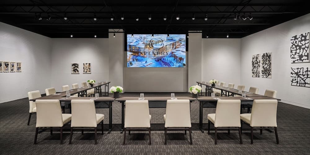 Meeting facility