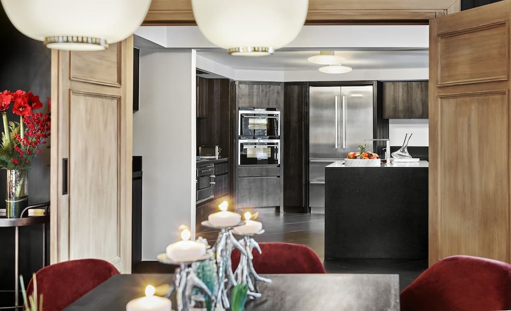 In-room dining
