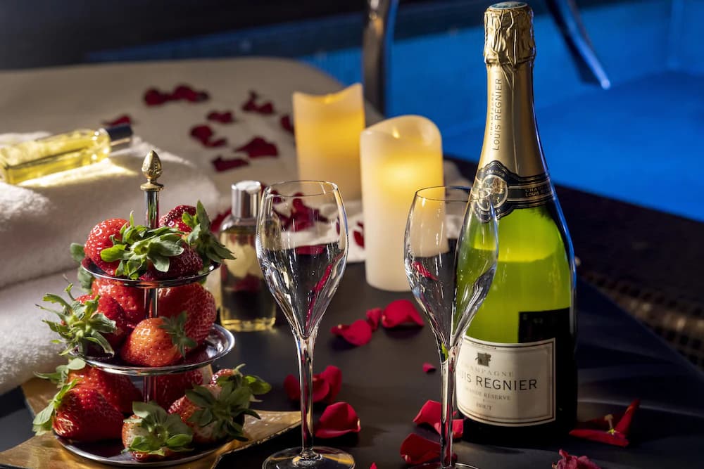 Champagne service
